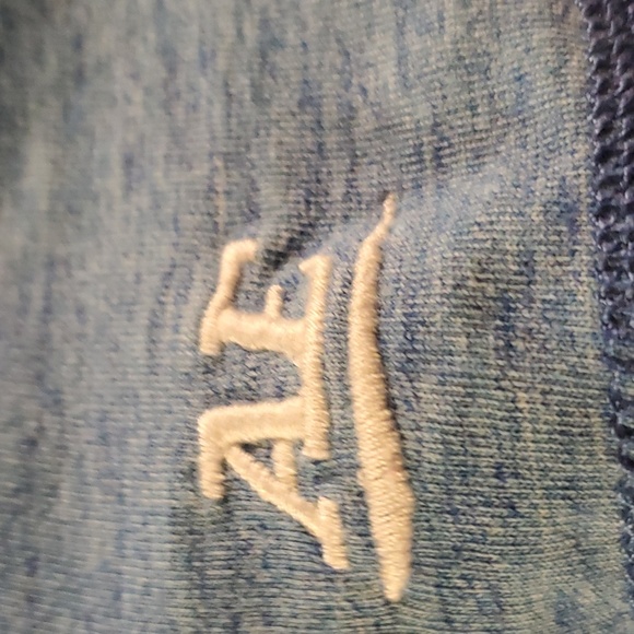 (3 For $20) American eagle t-shirt - Picture 3 of 4